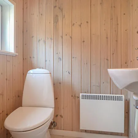 Beautiful In W/ Sauna And 4 Bedrooms *