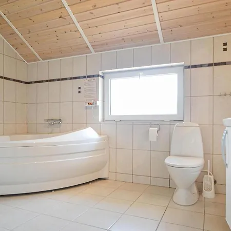 Beautiful In W/ Sauna And 4 Bedrooms Oksbøl